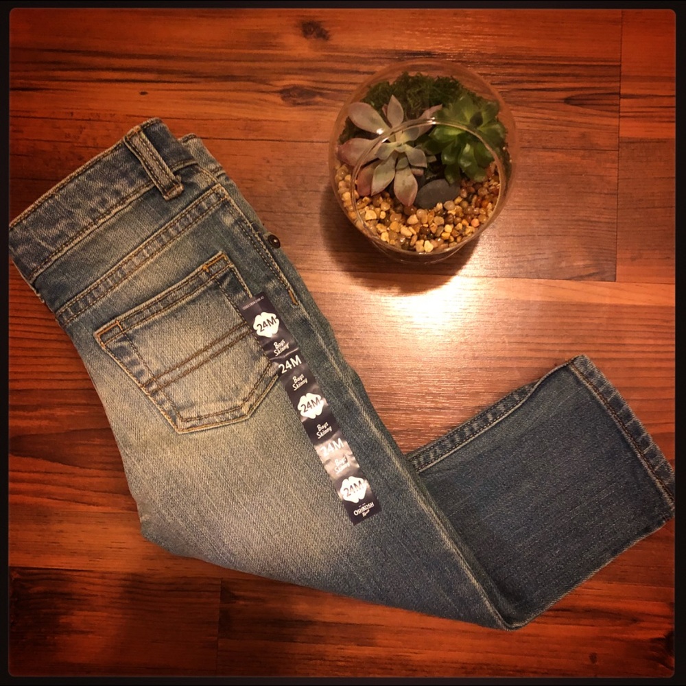 Oshkosh B’gosh Jeans (24 months) 👖❤️✨